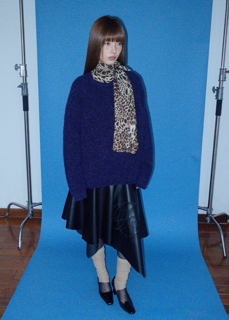 ラグランスリーブラウンドネックニット E1438