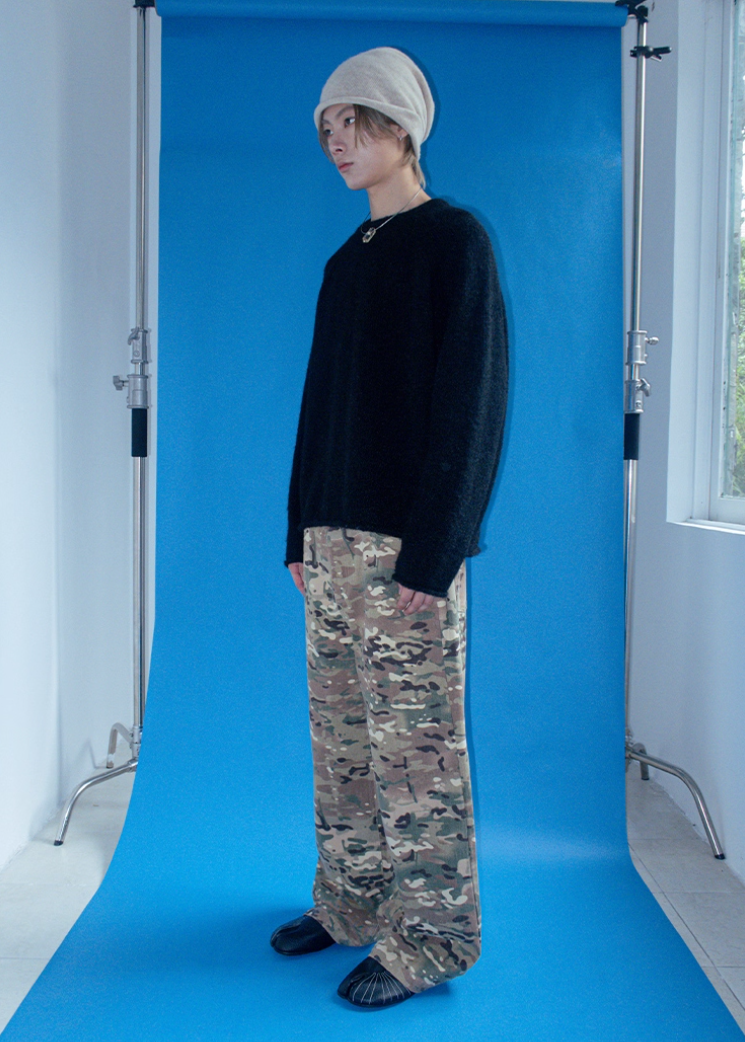 ラグランスリーブラウンドネックニット E1438