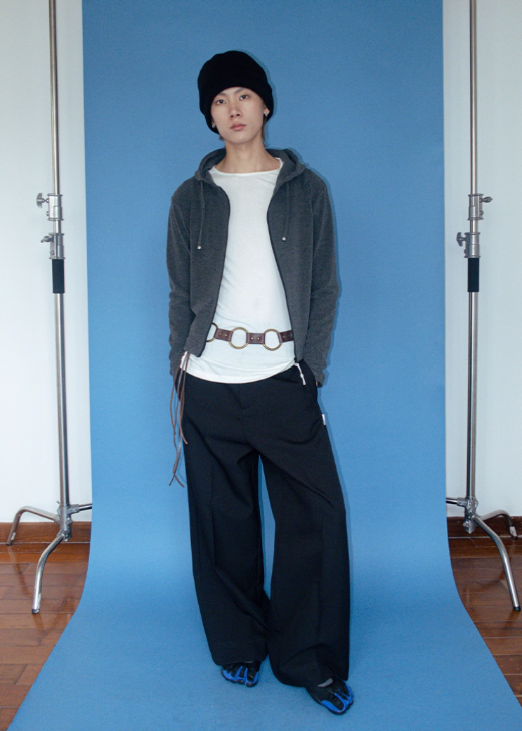 ショート丈フーディー E1440